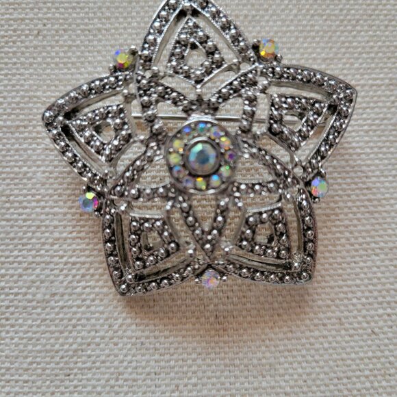 Star Rhinestone Brooch - Picture 2 of 5